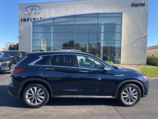 2022 INFINITI QX50 LUXE