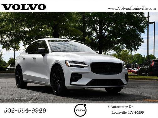Crystal White 2023 Volvo S60 Plus