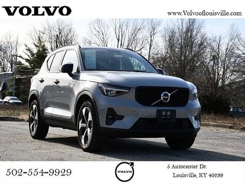 2025 Volvo XC40 Plus