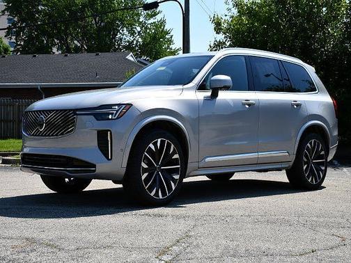 Silver Dawn 2025 Volvo XC90 Plus