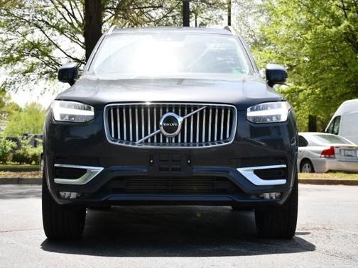 2022 Volvo XC90 T6 AWD Inscription 6 Seater