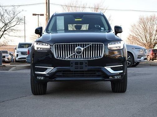 2023 Volvo XC90 Plus