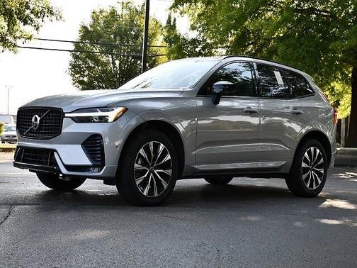 2025 Volvo XC60 Plus