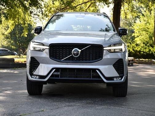 2025 Volvo XC60 Plus