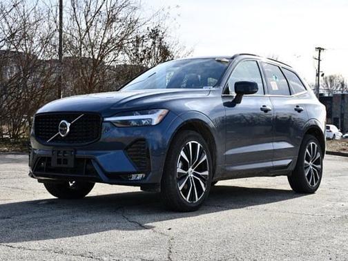 2025 Volvo XC60 Plus