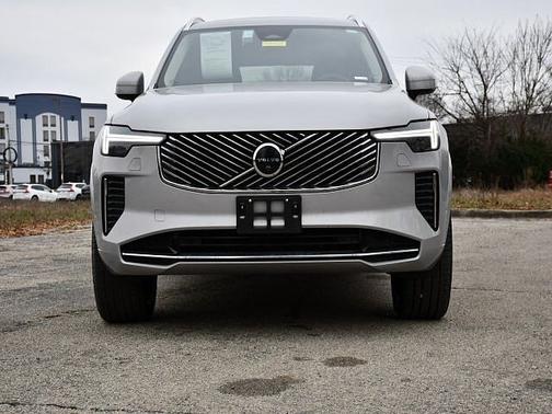 2025 Volvo XC90 Plus