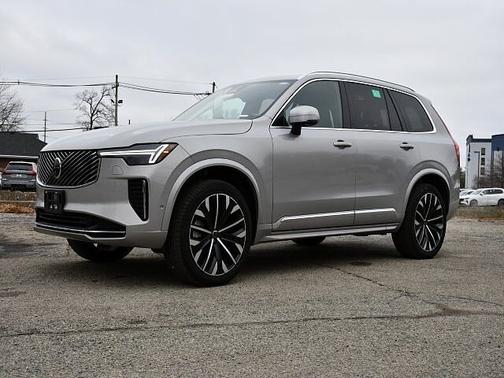2025 Volvo XC90 Plus