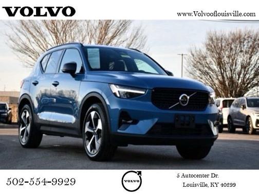 2025 Volvo XC40 Plus