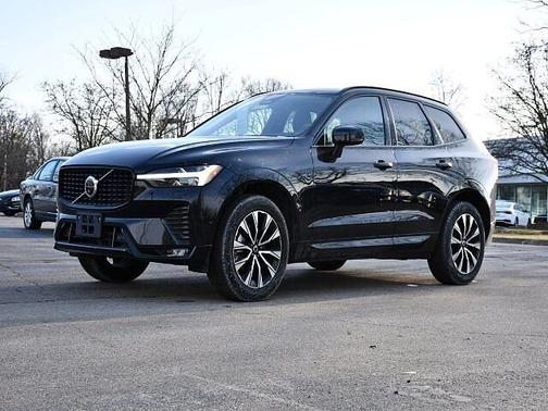 2025 Volvo XC60 Plus