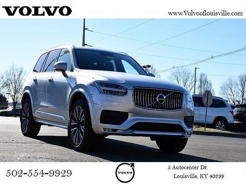 2022 Volvo XC90 T6 AWD Momentum 7 Seater