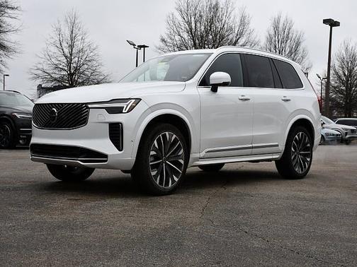2025 Volvo XC90 Plus