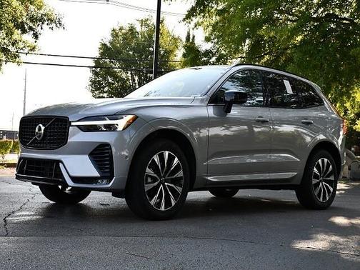 2025 Volvo XC60 Plus