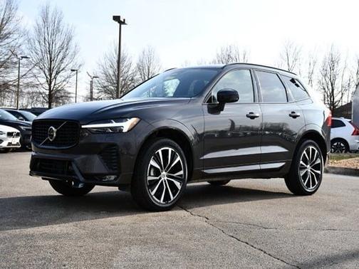 2025 Volvo XC60 Plus