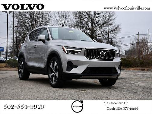 2025 Volvo XC40 Plus