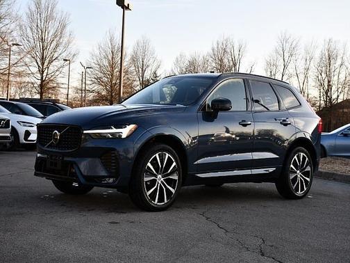 2025 Volvo XC60 Plus