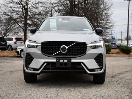2025 Volvo XC60 Plus