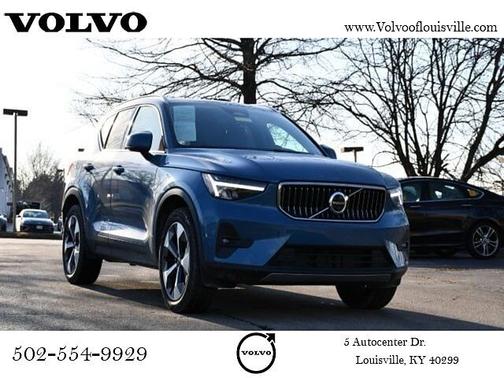 2025 Volvo XC40 Plus