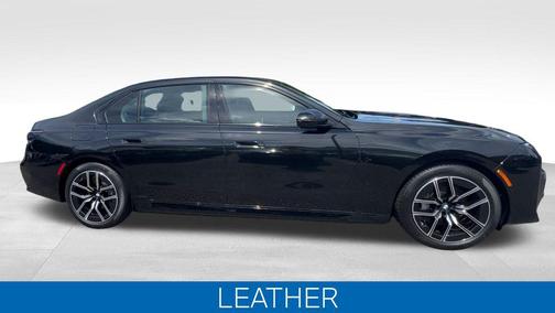 2025 BMW 750e i xDrive