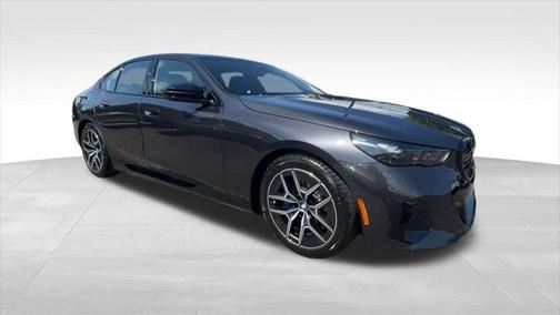 2025 BMW i5 M60