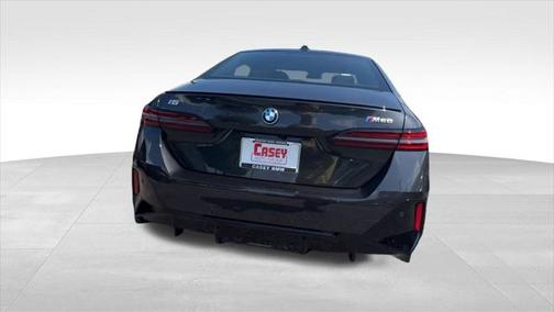 2025 BMW i5 M60