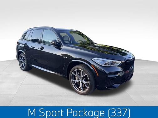 Black Sapphire Metallic 2023 BMW X5 PHEV xDrive45e