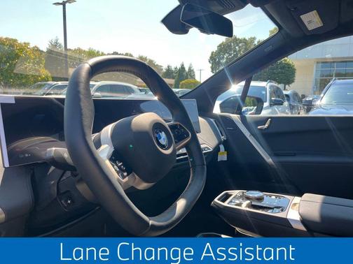 2026 BMW iX xDrive60