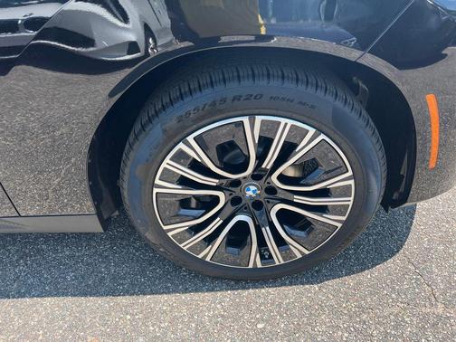 Black Sapphire Metallic 2026 BMW X3 30 xDrive