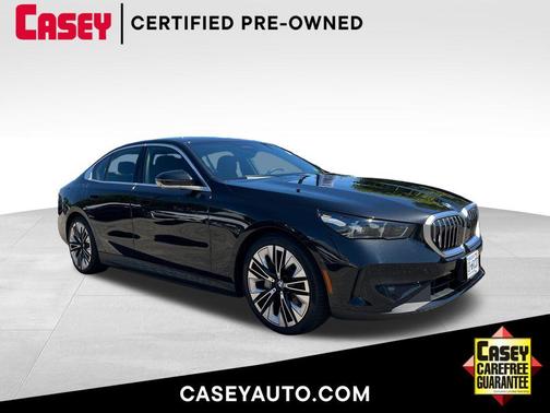 Black Sapphire Metallic 2026 BMW i5 xDrive40