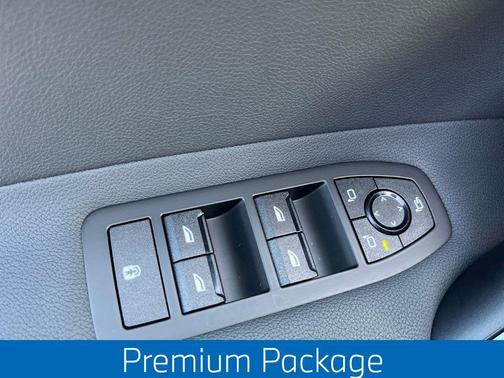 2026 BMW iX xDrive60