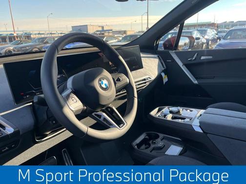 2026 BMW iX xDrive60