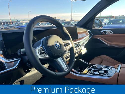 Carbon Black Metallic 2026 BMW X5 PHEV xDrive50e