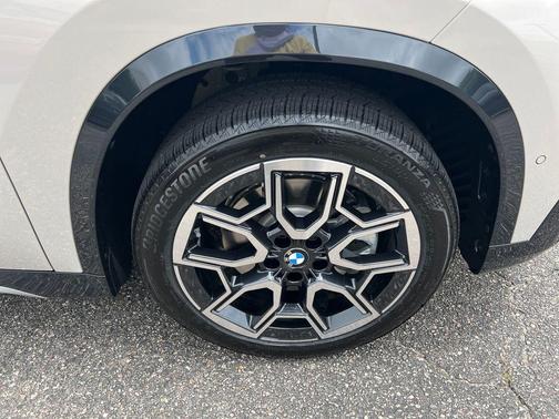 Dune 2026 BMW X1 xDrive28i