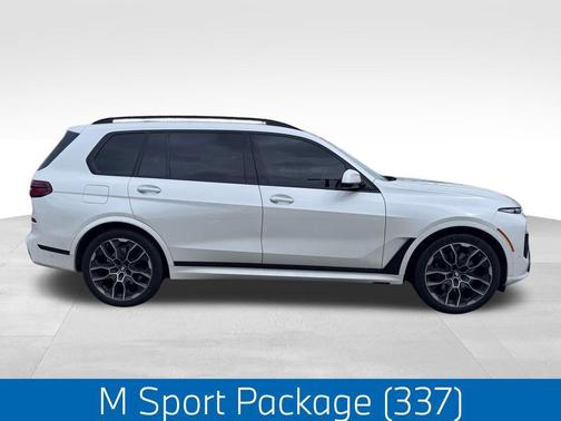 2024 BMW X7 xDrive40i