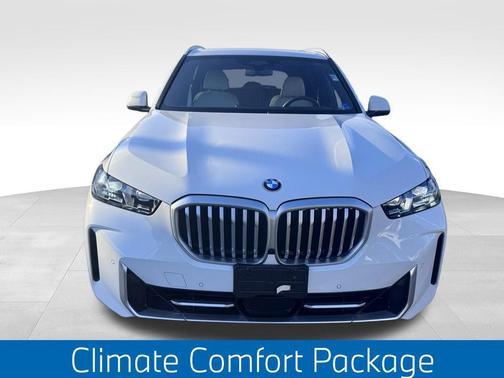 Alpine White 2025 BMW X5 xDrive40i