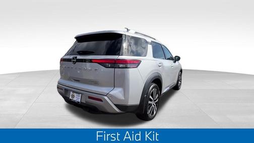 2023 Nissan Pathfinder Platinum 4WD