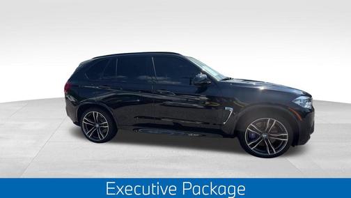 Black Sapphire Metallic 2017 BMW X5 M Base