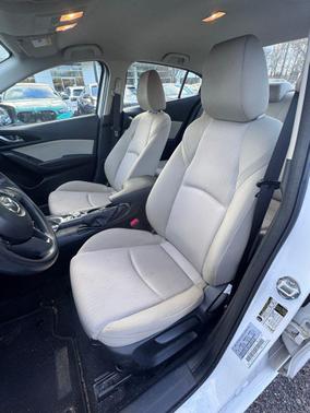 2015 Mazda Mazda3 i Sport