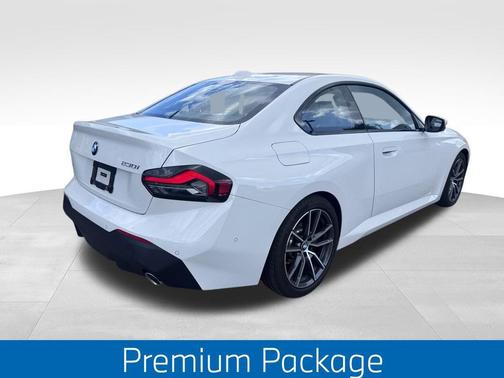 Alpine White 2024 BMW 230 230i