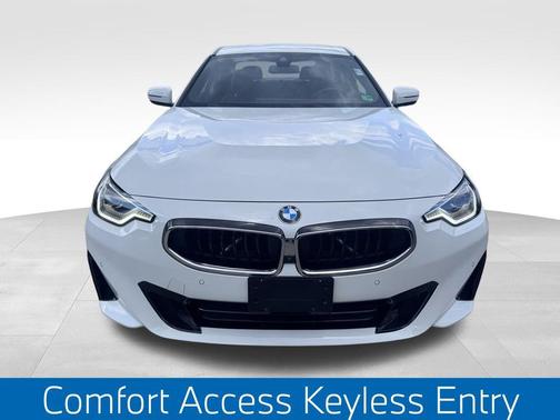 Alpine White 2024 BMW 230 230i