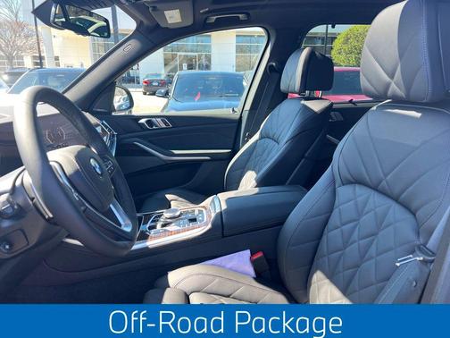 Manhattan Green Metallic 2026 BMW X5 xDrive40i