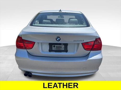 2011 BMW 328 328i