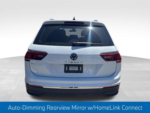 Opal White Pearl 2023 Volkswagen Tiguan 2.0T SE
