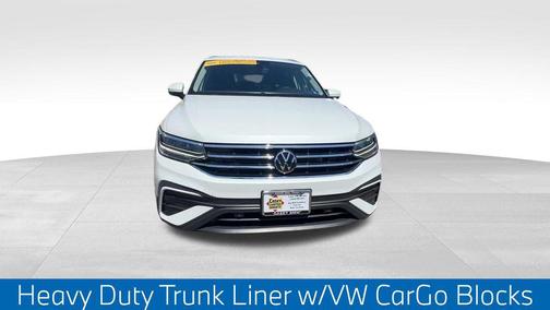Opal White Pearl 2023 Volkswagen Tiguan 2.0T SE