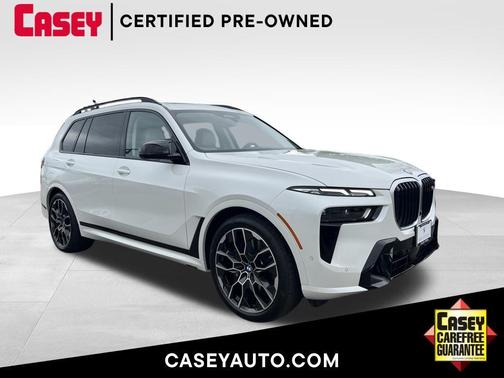 Mineral White Metallic 2025 BMW X7 M60i