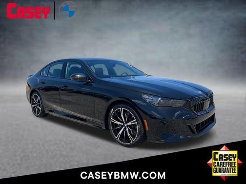 Black Sapphire Metallic 2027 BMW 550e 550e xDrive