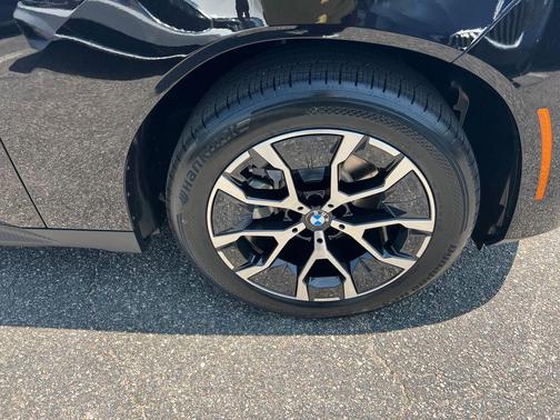 Black Sapphire Metallic 2026 BMW X3 30 xDrive