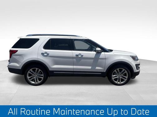 White Platinum Clearcoat Metallic 2017 Ford Explorer Limited