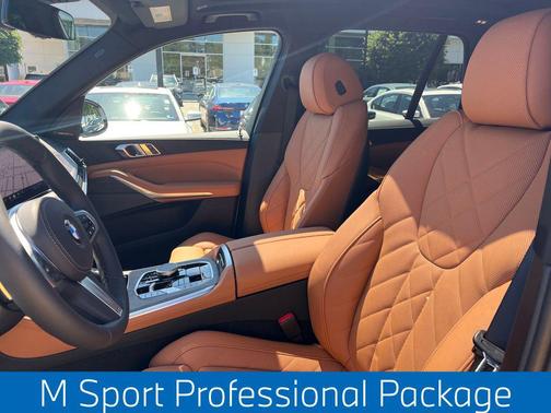 Mineral White Metallic 2026 BMW X5 sDrive40i
