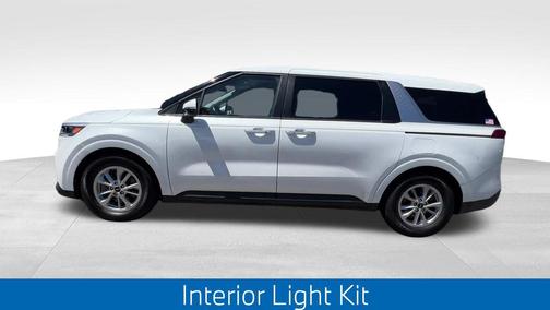 Snow White Pearl 2022 Kia Carnival LXS