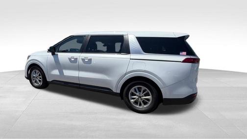 Snow White Pearl 2022 Kia Carnival LXS